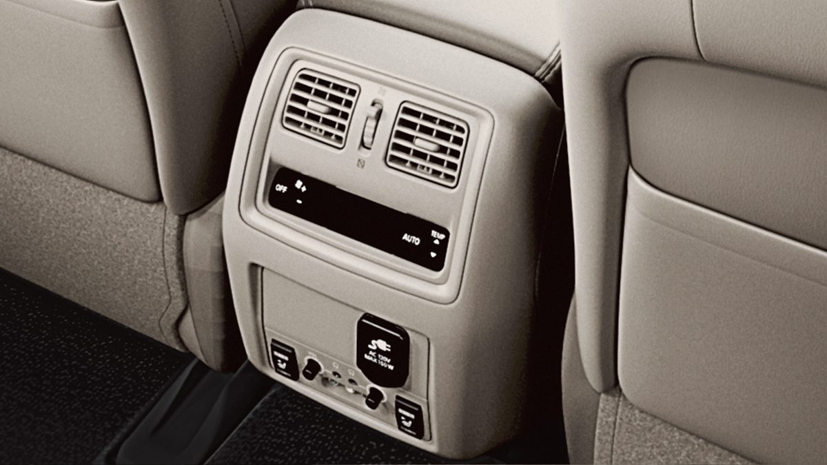 Nissan Pathfinder Rear Air Vents